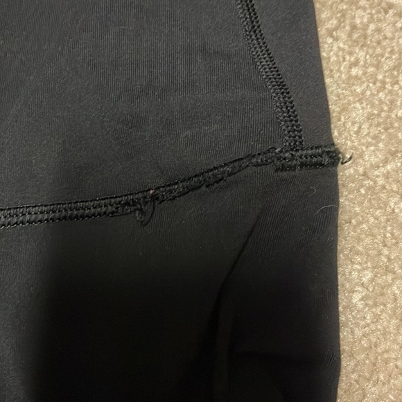 Lululemon athletica Wunder Under 23” - Picture 5 of 5